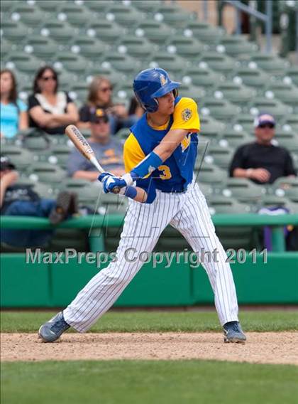Thumbnail 2 in Linden vs. Escalon (Banner Island Classic) photogallery.