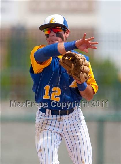 Thumbnail 2 in Linden vs. Escalon (Banner Island Classic) photogallery.