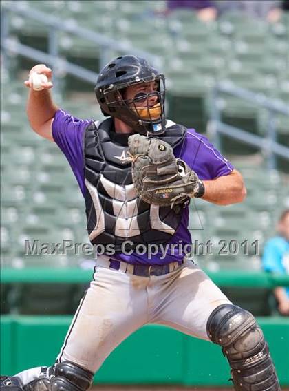 Thumbnail 1 in Linden vs. Escalon (Banner Island Classic) photogallery.