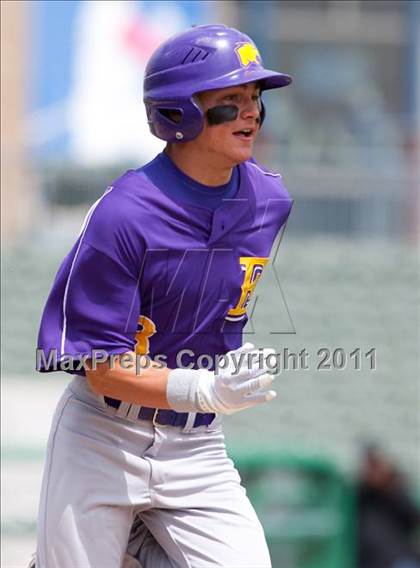 Thumbnail 3 in Linden vs. Escalon (Banner Island Classic) photogallery.