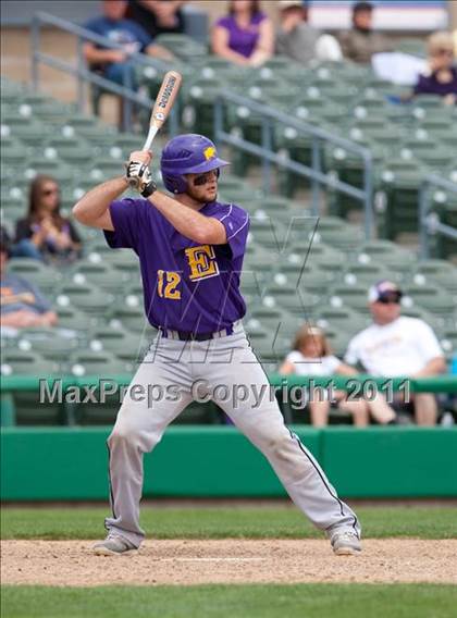 Thumbnail 1 in Linden vs. Escalon (Banner Island Classic) photogallery.
