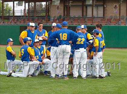 Thumbnail 2 in Linden vs. Escalon (Banner Island Classic) photogallery.