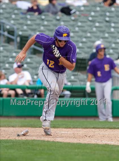 Thumbnail 2 in Linden vs. Escalon (Banner Island Classic) photogallery.