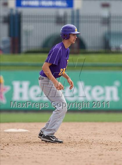 Thumbnail 3 in Linden vs. Escalon (Banner Island Classic) photogallery.