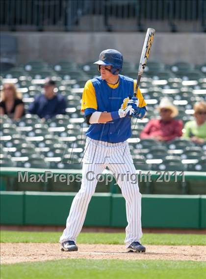 Thumbnail 2 in Linden vs. Escalon (Banner Island Classic) photogallery.