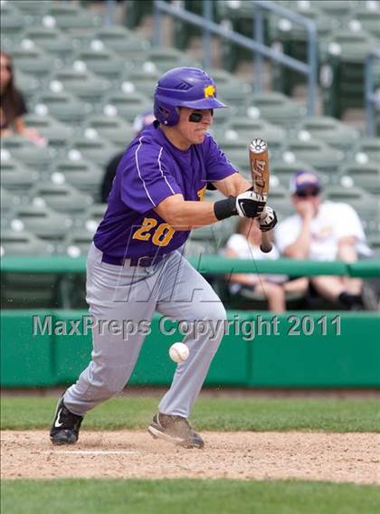Thumbnail 1 in Linden vs. Escalon (Banner Island Classic) photogallery.
