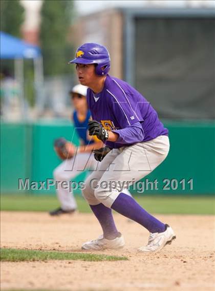 Thumbnail 1 in Linden vs. Escalon (Banner Island Classic) photogallery.