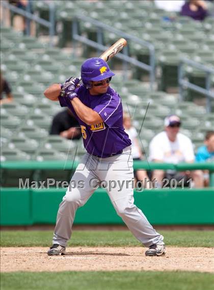 Thumbnail 2 in Linden vs. Escalon (Banner Island Classic) photogallery.
