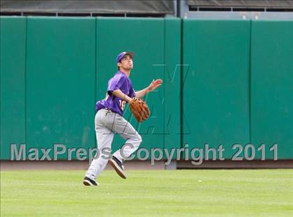 Thumbnail 1 in Linden vs. Escalon (Banner Island Classic) photogallery.