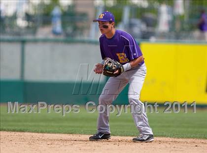 Thumbnail 2 in Linden vs. Escalon (Banner Island Classic) photogallery.