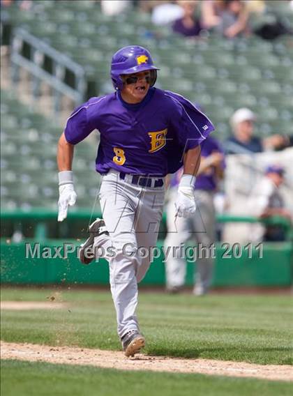 Thumbnail 1 in Linden vs. Escalon (Banner Island Classic) photogallery.
