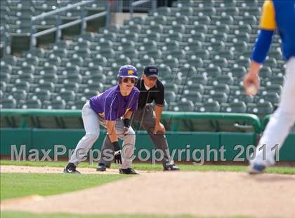 Thumbnail 1 in Linden vs. Escalon (Banner Island Classic) photogallery.