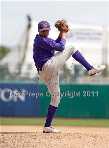 Thumbnail 3 in Linden vs. Escalon (Banner Island Classic) photogallery.