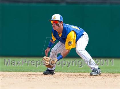 Thumbnail 3 in Linden vs. Escalon (Banner Island Classic) photogallery.