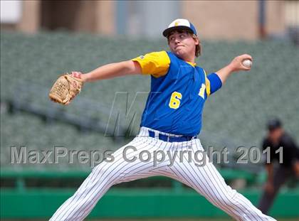 Thumbnail 3 in Linden vs. Escalon (Banner Island Classic) photogallery.