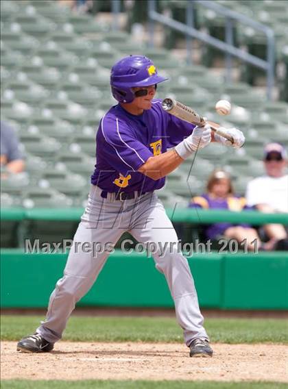 Thumbnail 3 in Linden vs. Escalon (Banner Island Classic) photogallery.