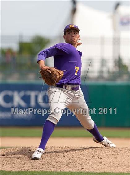 Thumbnail 2 in Linden vs. Escalon (Banner Island Classic) photogallery.
