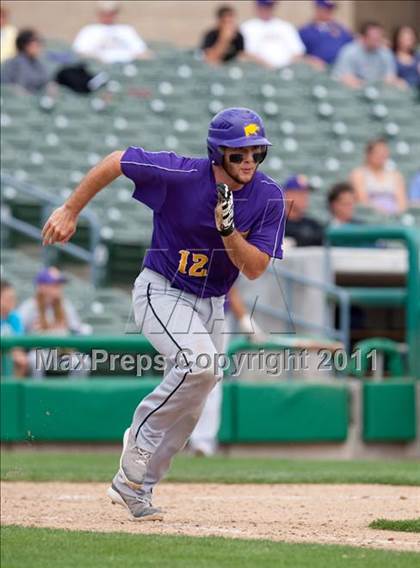 Thumbnail 3 in Linden vs. Escalon (Banner Island Classic) photogallery.