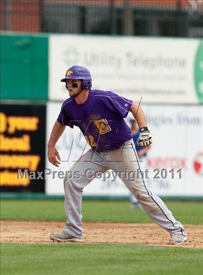 Thumbnail 2 in Linden vs. Escalon (Banner Island Classic) photogallery.
