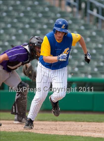 Thumbnail 2 in Linden vs. Escalon (Banner Island Classic) photogallery.