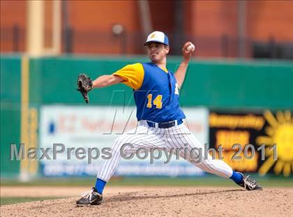 Thumbnail 3 in Linden vs. Escalon (Banner Island Classic) photogallery.