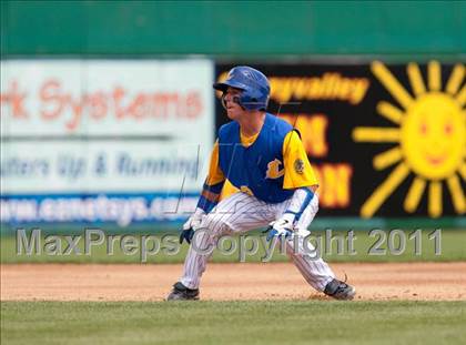 Thumbnail 1 in Linden vs. Escalon (Banner Island Classic) photogallery.