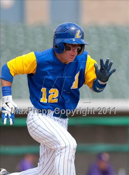 Thumbnail 3 in Linden vs. Escalon (Banner Island Classic) photogallery.