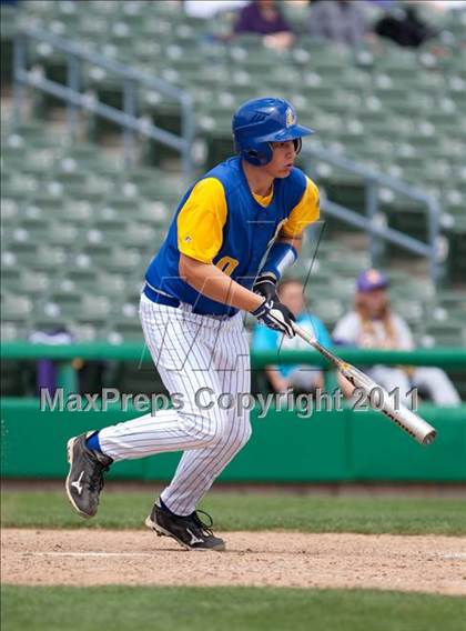 Thumbnail 1 in Linden vs. Escalon (Banner Island Classic) photogallery.