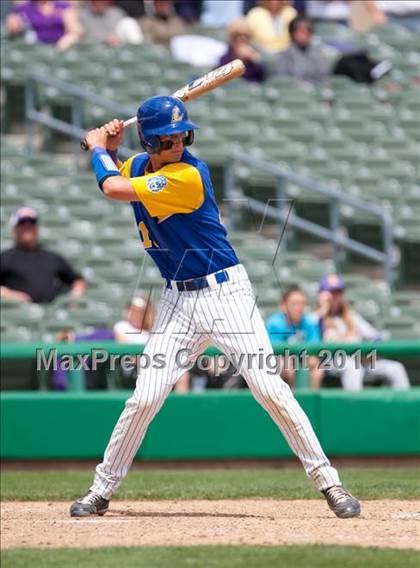 Thumbnail 3 in Linden vs. Escalon (Banner Island Classic) photogallery.