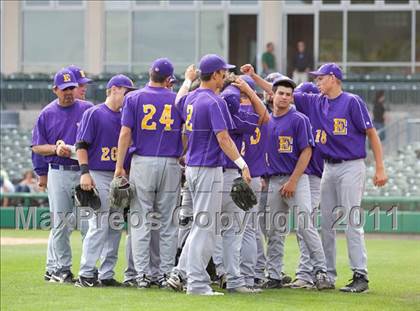 Thumbnail 2 in Linden vs. Escalon (Banner Island Classic) photogallery.