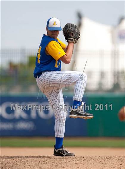 Thumbnail 1 in Linden vs. Escalon (Banner Island Classic) photogallery.