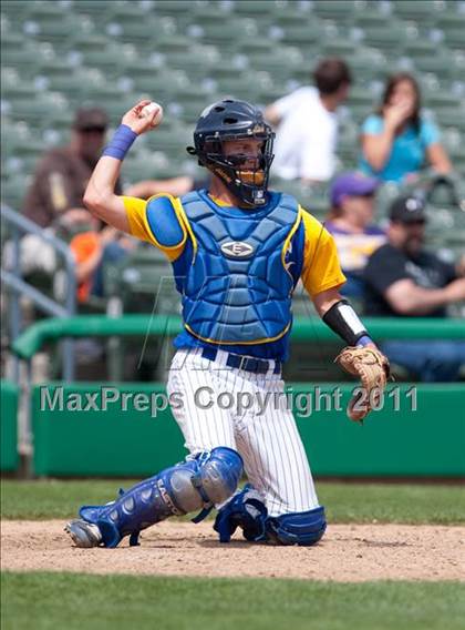 Thumbnail 1 in Linden vs. Escalon (Banner Island Classic) photogallery.