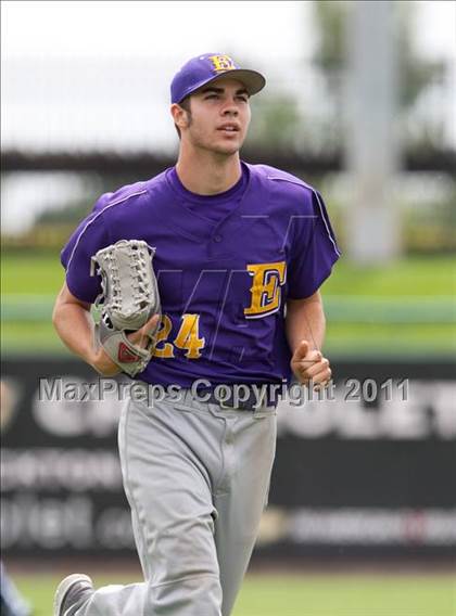 Thumbnail 3 in Linden vs. Escalon (Banner Island Classic) photogallery.