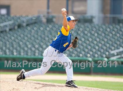 Thumbnail 2 in Linden vs. Escalon (Banner Island Classic) photogallery.