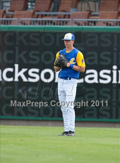 Thumbnail 3 in Linden vs. Escalon (Banner Island Classic) photogallery.