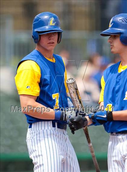 Thumbnail 2 in Linden vs. Escalon (Banner Island Classic) photogallery.