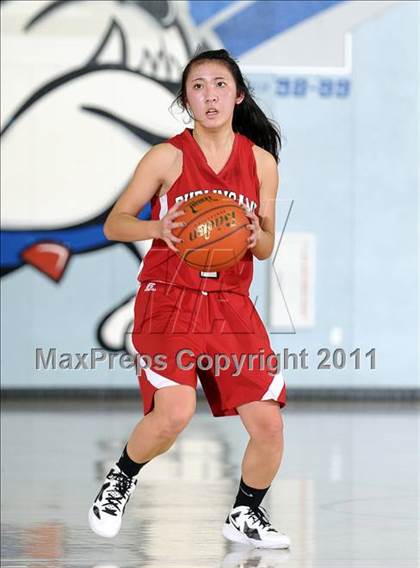 Thumbnail 3 in Burlingame vs. Folsom (Bulldog Winter Classic) photogallery.