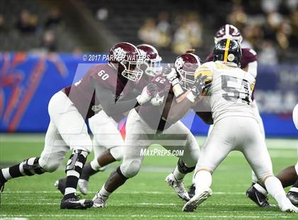 Thumbnail 1 in University Lab vs. De La Salle (LHSAA Division II Final) photogallery.