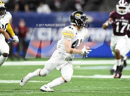 Thumbnail 3 in University Lab vs. De La Salle (LHSAA Division II Final) photogallery.