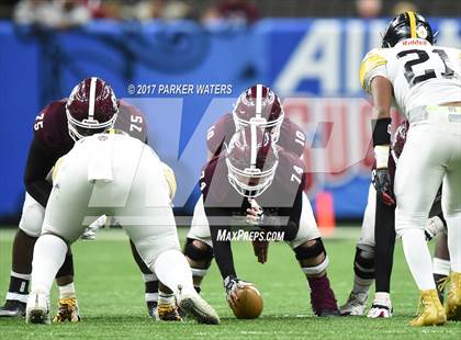 Thumbnail 2 in University Lab vs. De La Salle (LHSAA Division II Final) photogallery.