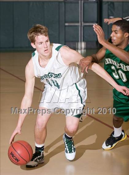Thumbnail 1 in Bishop Hendricken @ Chariho photogallery.
