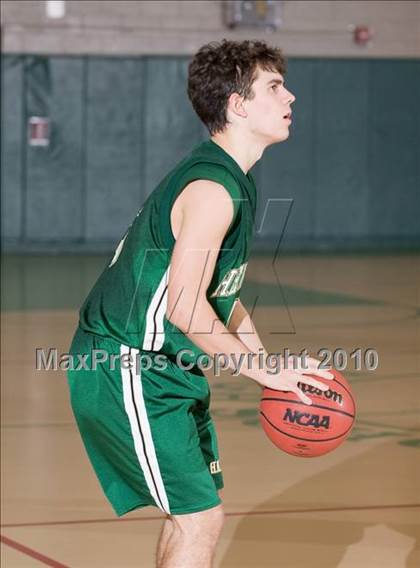 Thumbnail 3 in Bishop Hendricken @ Chariho photogallery.