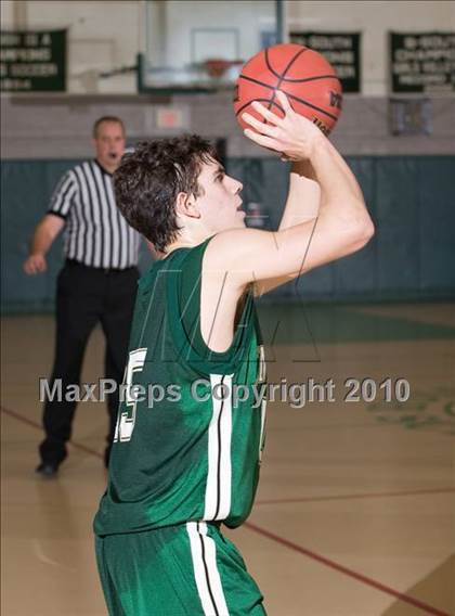 Thumbnail 2 in Bishop Hendricken @ Chariho photogallery.