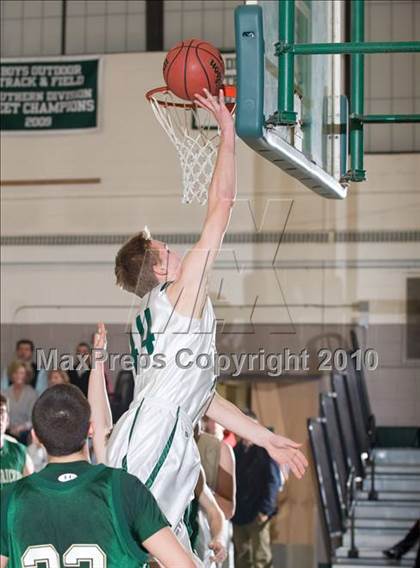 Thumbnail 2 in Bishop Hendricken @ Chariho photogallery.