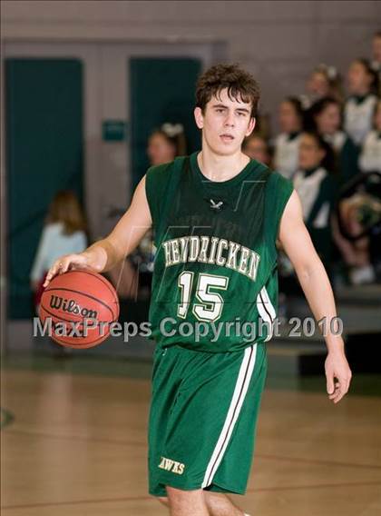Thumbnail 1 in Bishop Hendricken @ Chariho photogallery.