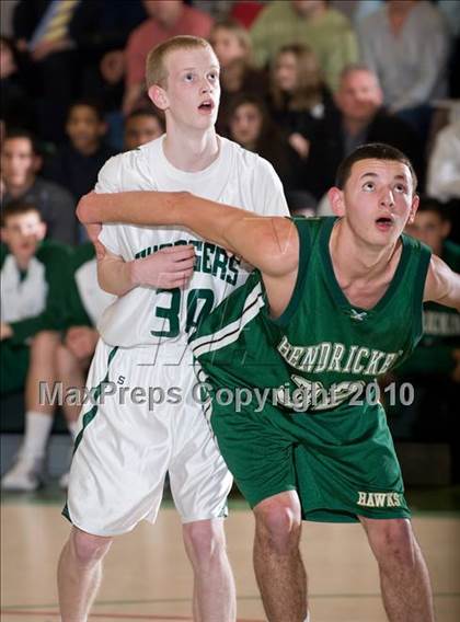Thumbnail 3 in Bishop Hendricken @ Chariho photogallery.
