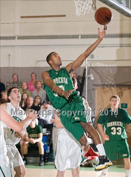 Thumbnail 1 in Bishop Hendricken @ Chariho photogallery.