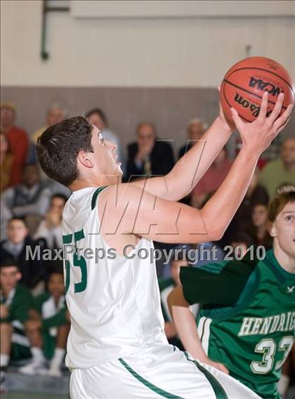 Thumbnail 3 in Bishop Hendricken @ Chariho photogallery.