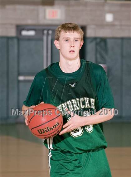 Thumbnail 1 in Bishop Hendricken @ Chariho photogallery.