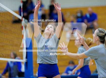 Thumbnail 3 in Millard South vs. Marian photogallery.